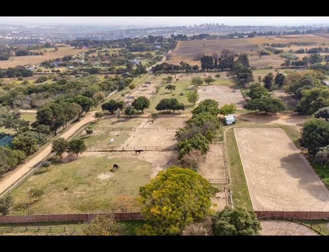 3 BEDROOM HOUSE FOR SALE IN KYALAMI AH